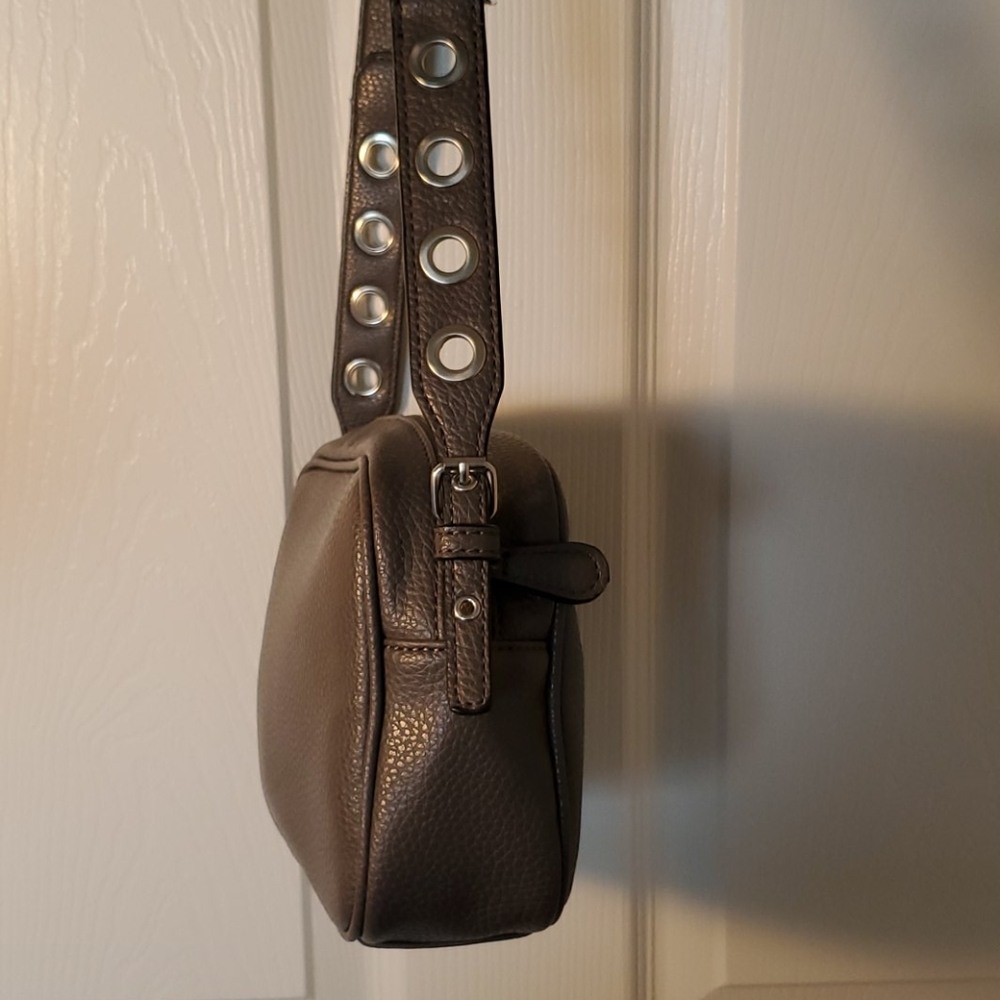 Purse - Picture 2 of 5